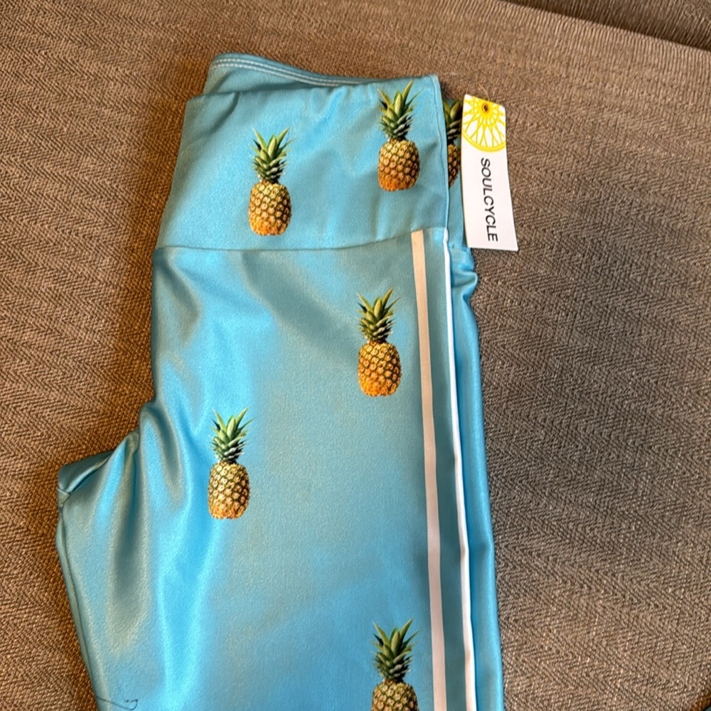 NWT Soulcycle x Goldsheep Blue Pineapple Print Leggings - Picture 2 of 7